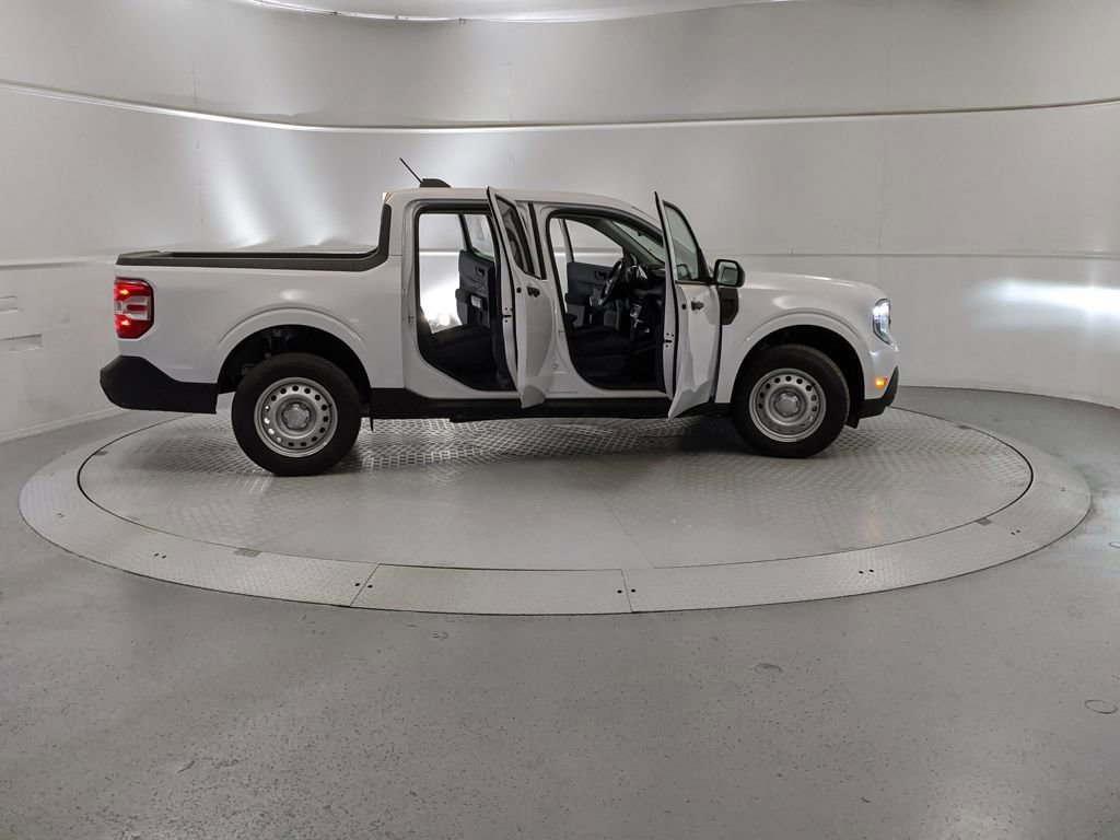 New 2026 Ford Maverick XL image 16