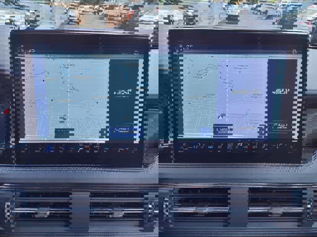 Used 2023 Lincoln Corsair Reserve w/ Equipment Group 202A image 41