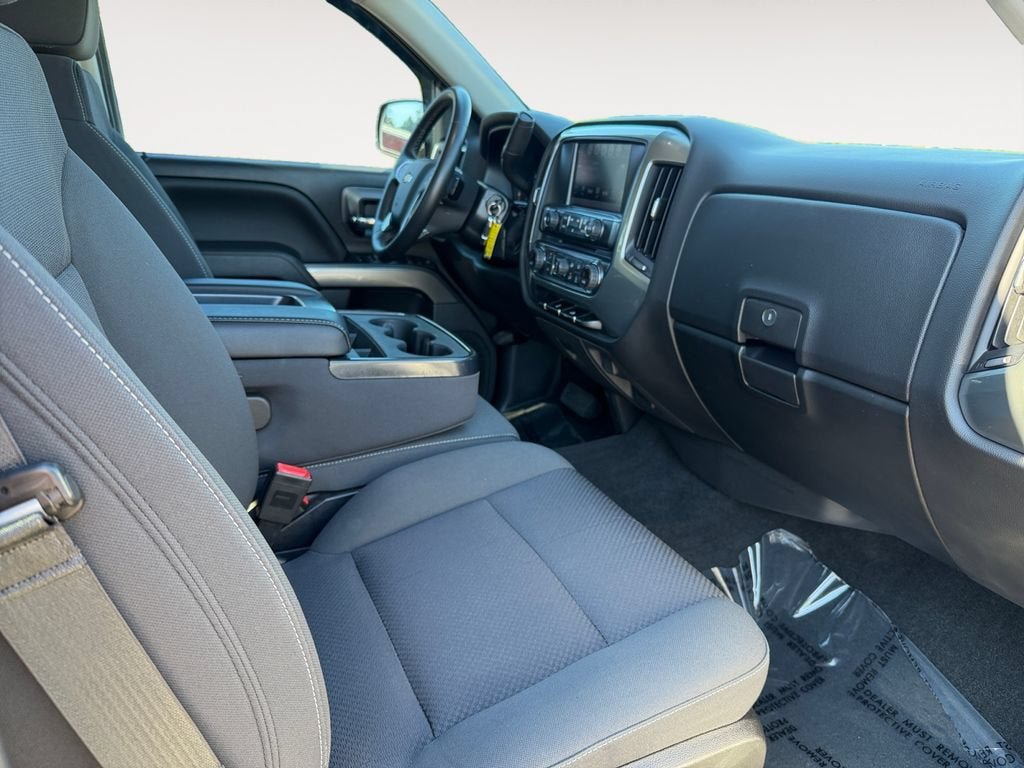 Used 2018 Chevrolet Silverado 1500 LT w/ LT Eassist Package AWD/4WD image 26