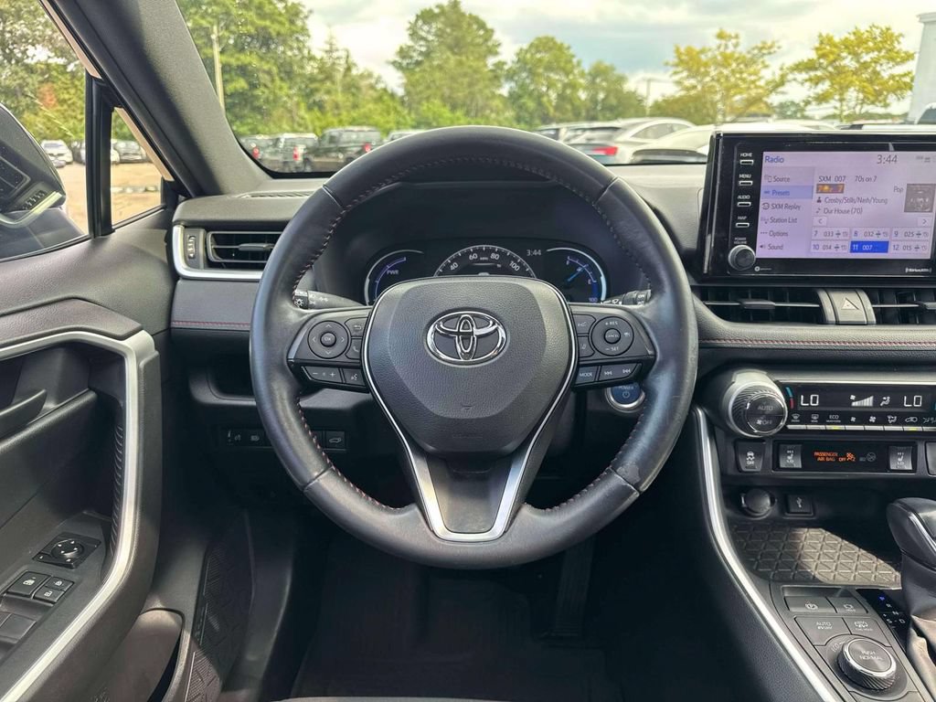 Used 2021 Toyota RAV4 SE w/ Weather & Moonroof Package AWD/4WD image 23