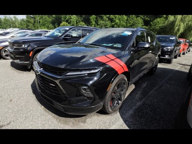 Used 2025 Chevrolet Blazer RS w/ Driver Confidence II Package AWD/4WD image 3