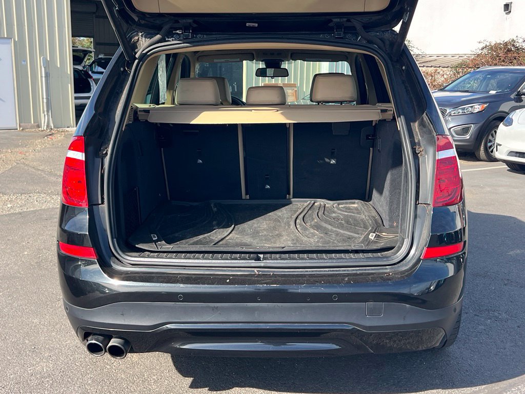 Used 2017 BMW X3 xDrive28i AWD/4WD image 8