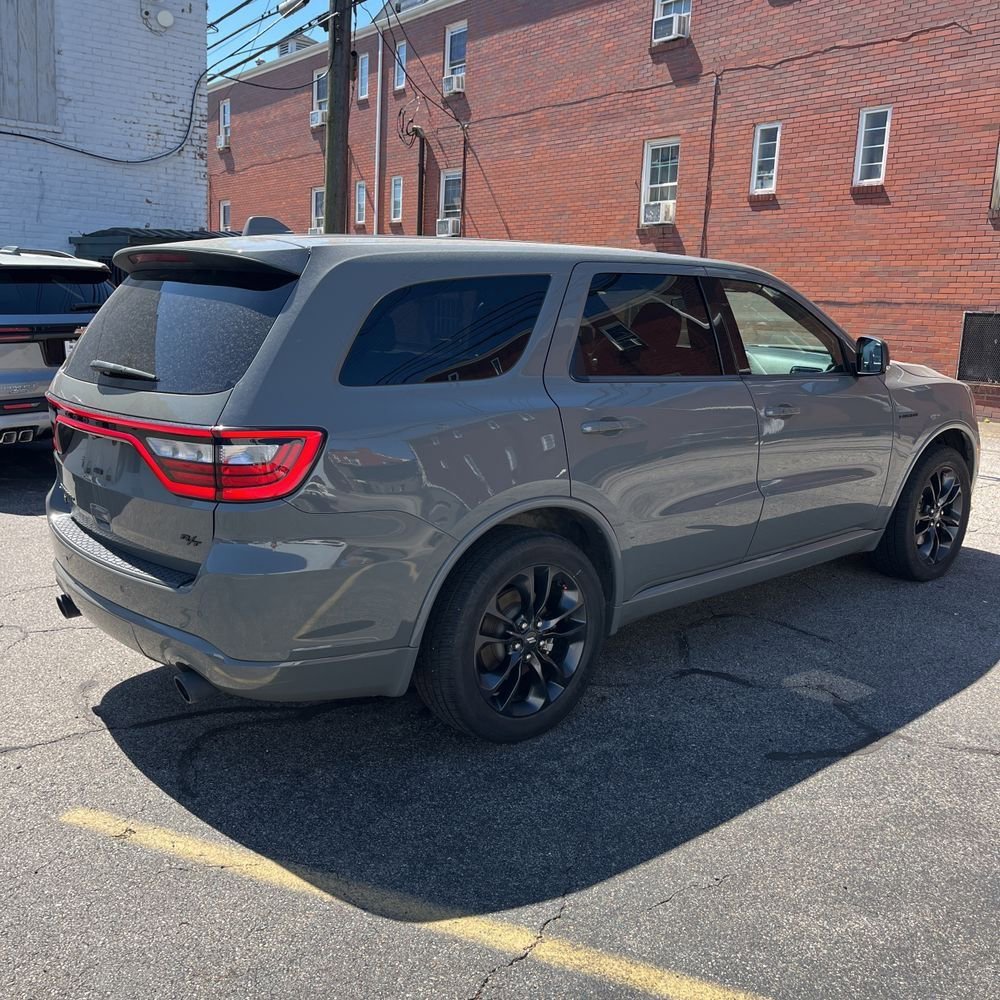 Used 2021 Dodge Durango R/T w/ Blacktop Package AWD/4WD image 3