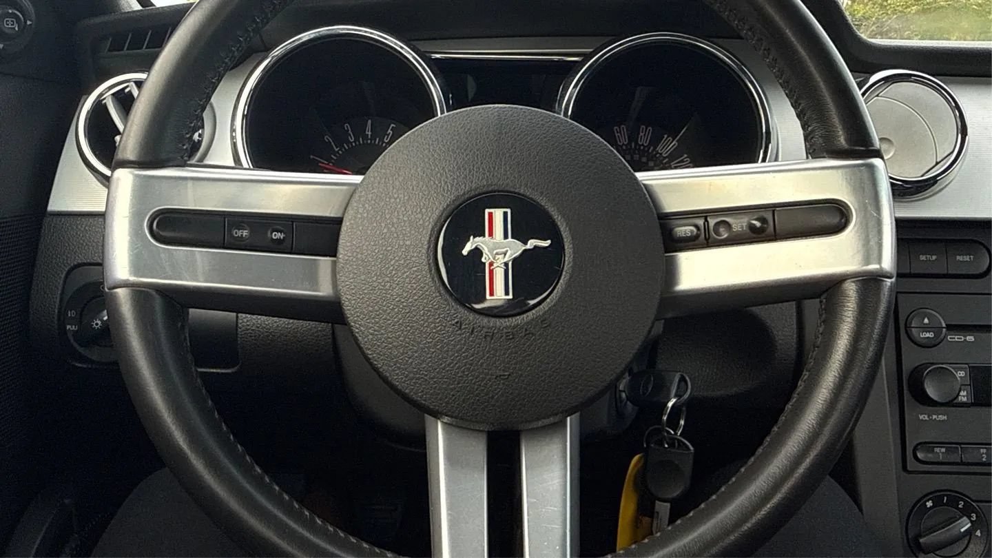 Used 2006 Ford Mustang GT Premium RWD image 23