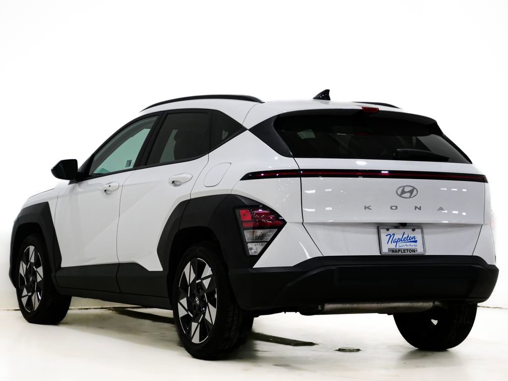 Used 2025 Hyundai Kona SEL image 7