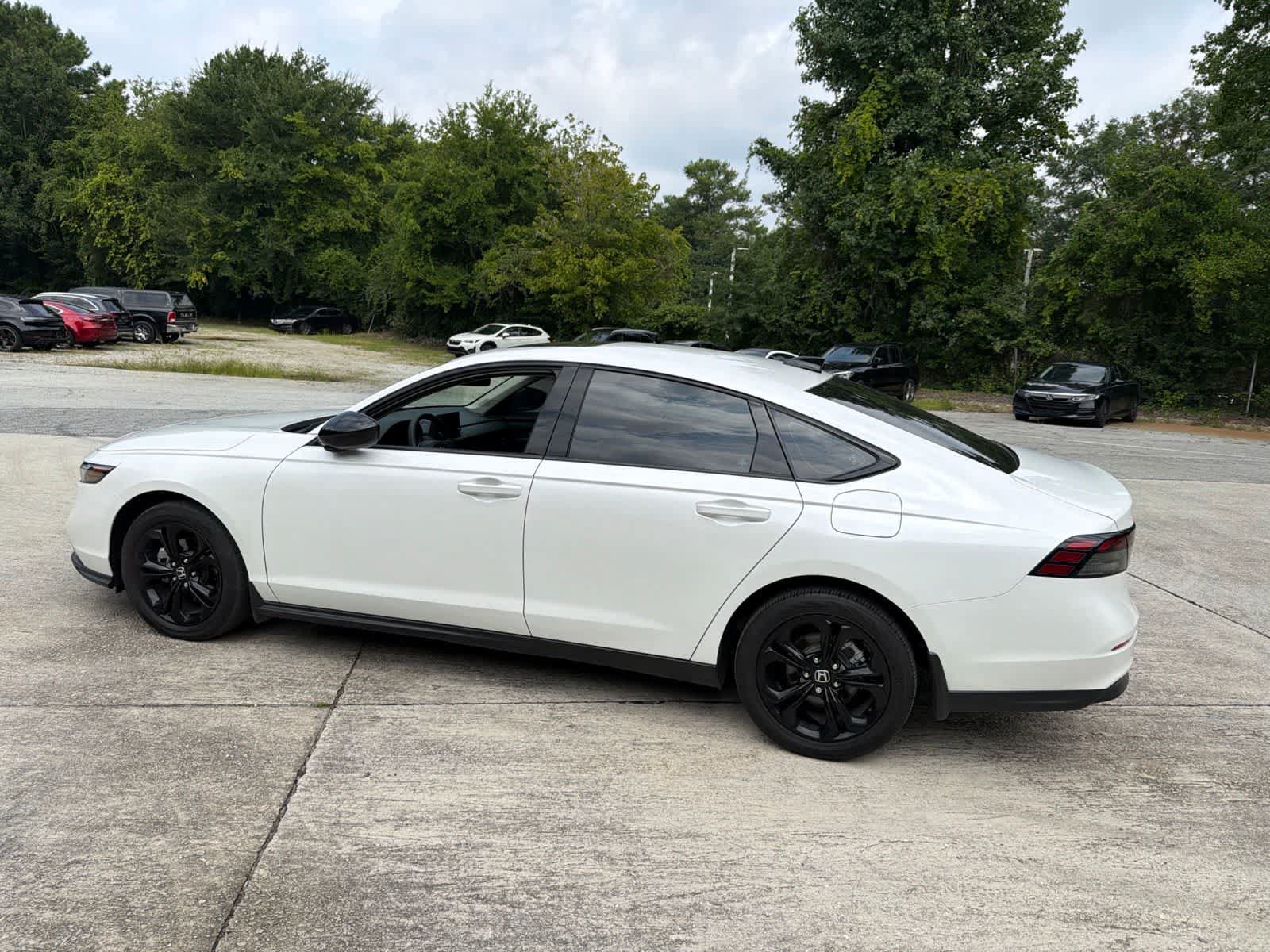 Certified 2025 Honda Accord SE image 8