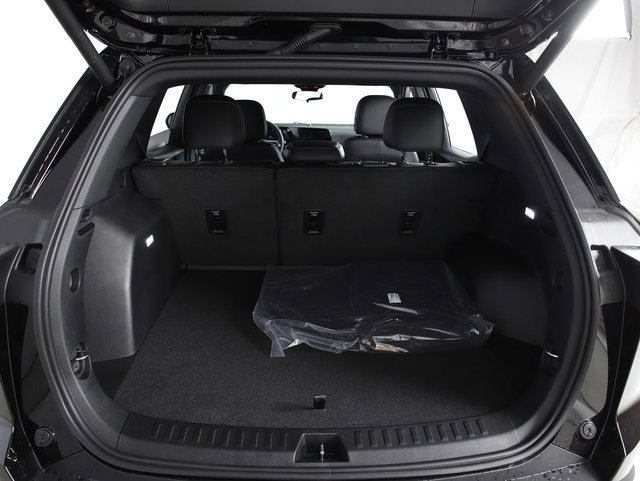 New 2025 Chevrolet Equinox LT w/ Convenience Package II image 11