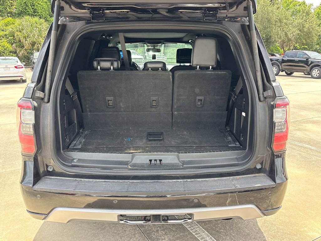 Used 2018 Ford Expedition Limited w/ Equipment Group 302A RWD image 32