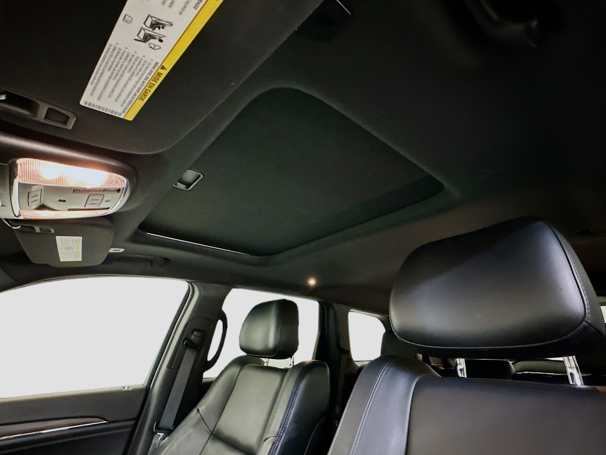 Used 2019 Jeep Grand Cherokee Limited image 27