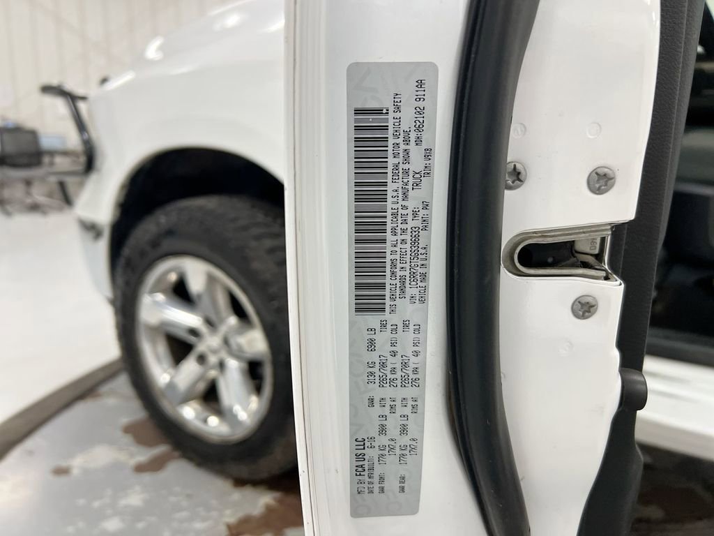 Used 2016 RAM 1500 Classic SLT AWD/4WD image 26