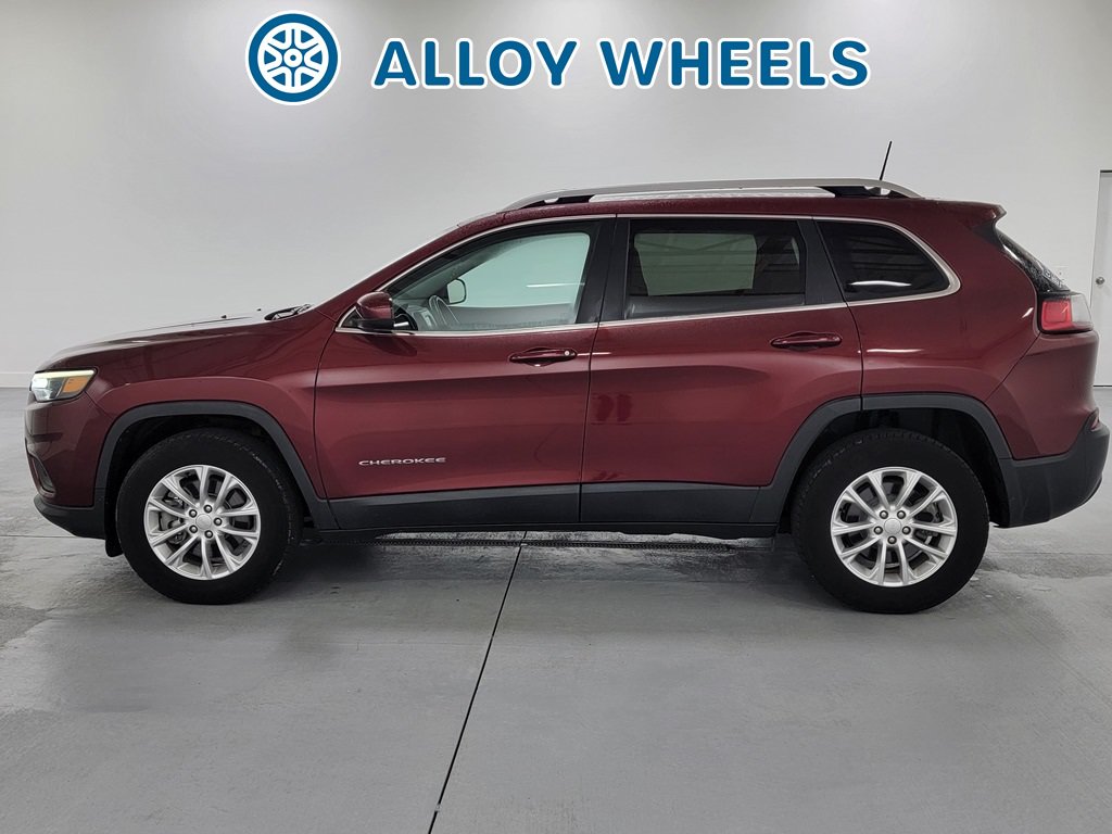 Used 2019 Jeep Cherokee Latitude w/ Popular Appearance Group AWD/4WD image 5
