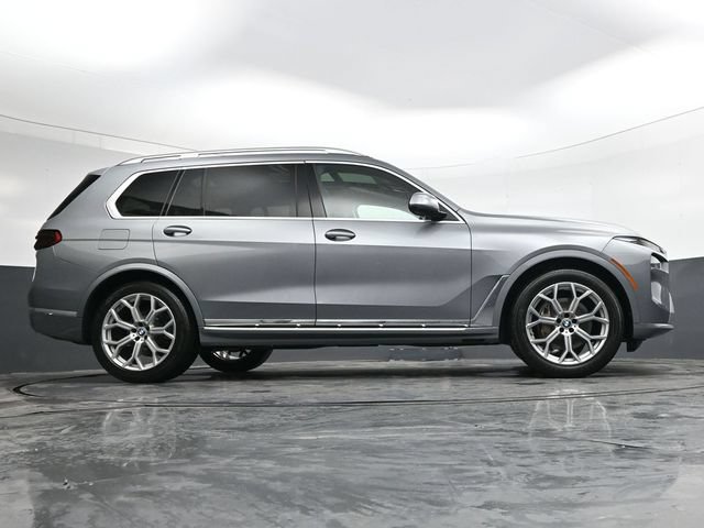 Used 2024 BMW X7 xDrive40i AWD/4WD image 33