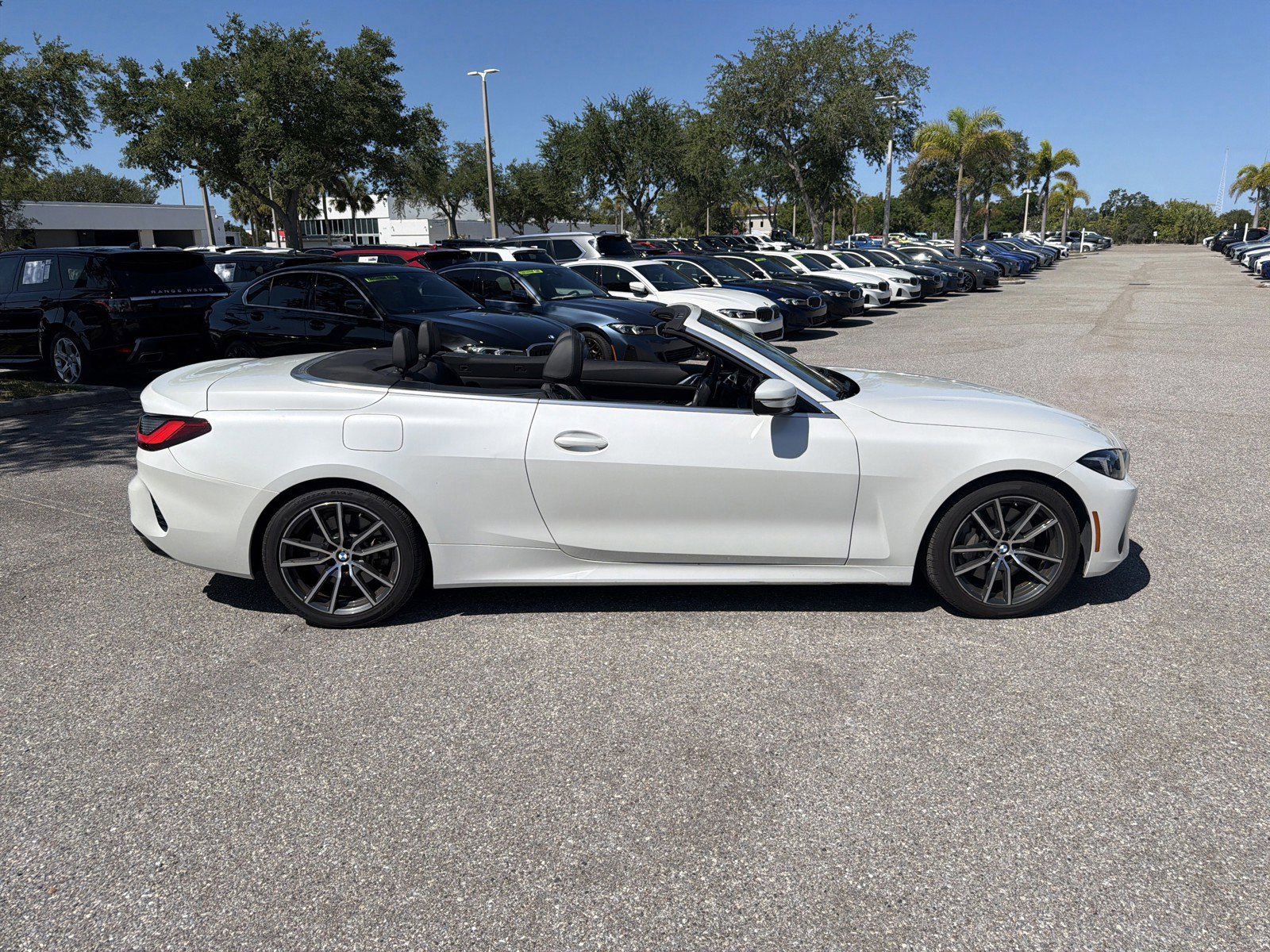 Certified 2025 BMW 430i Convertible w/ Premium Package RWD image 32