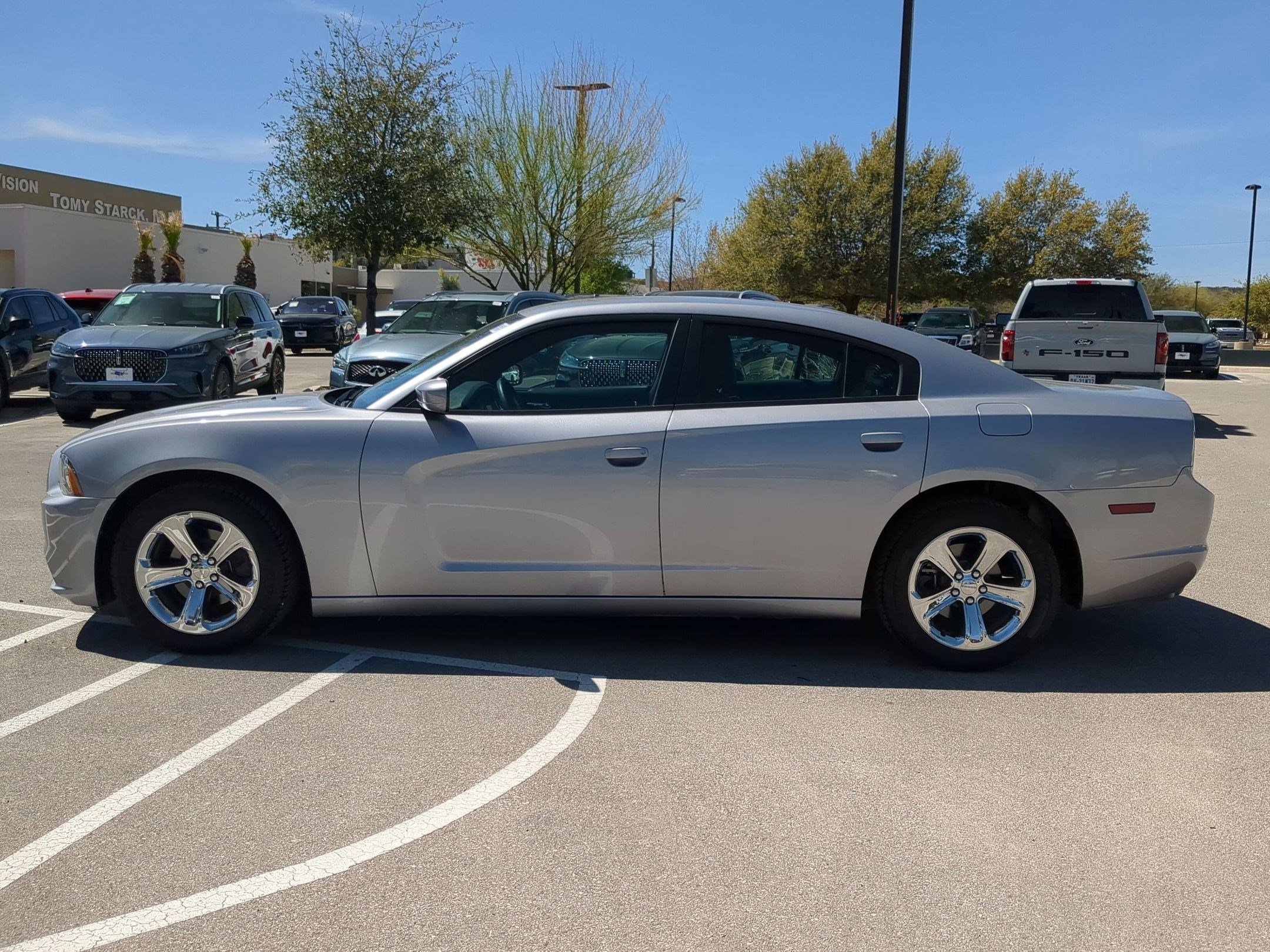 Used 2014 Dodge Charger SXT Plus image 6