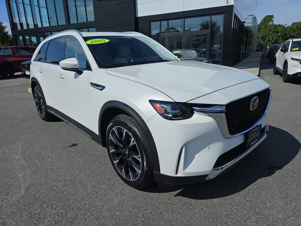 Used 2025 MAZDA CX-90 Plug-In Hybrid w/ Premium Plus AWD/4WD image 4