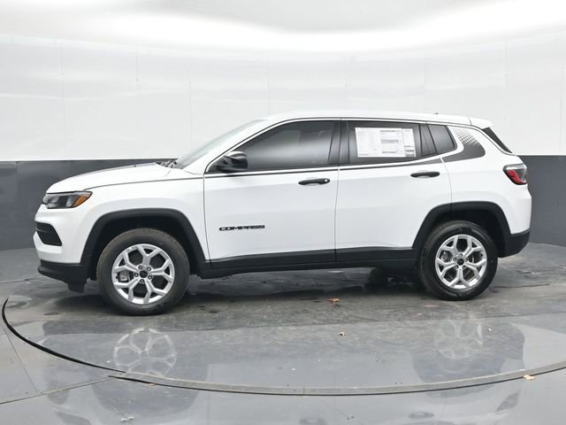 Used 2025 Jeep Compass Sport w/ Mopar Graphics Package AWD/4WD image 10