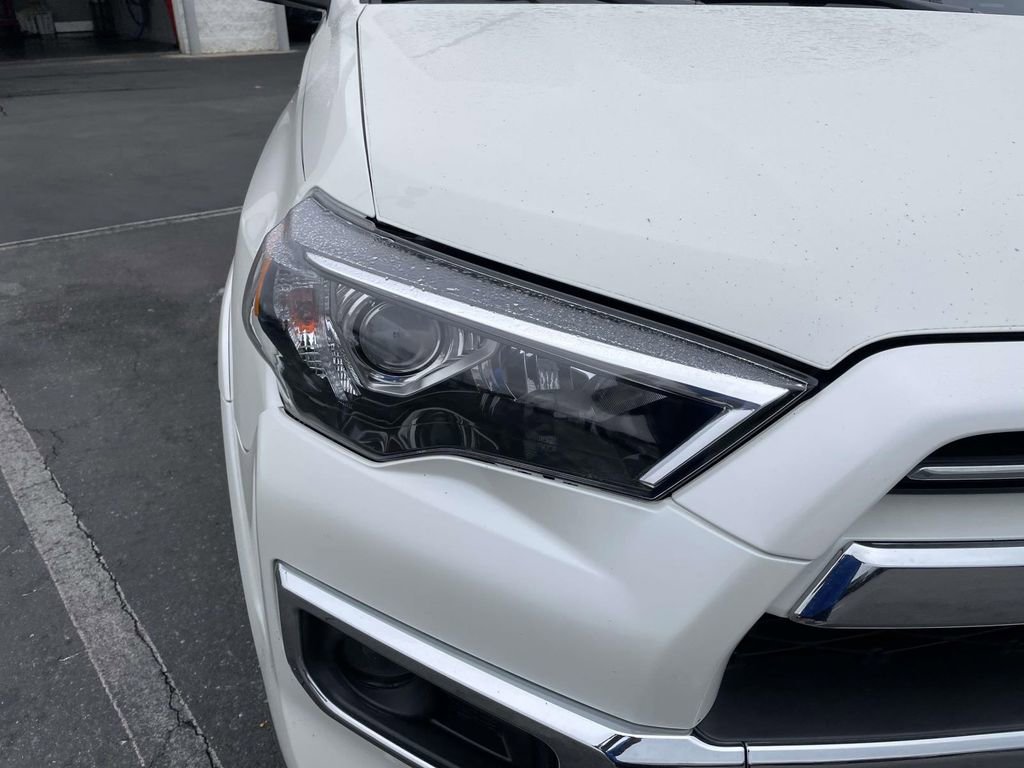 Used 2020 Toyota 4Runner Limited image 16