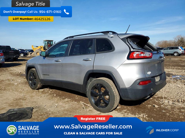 Used 2018 Jeep Cherokee Latitude w/ Altitude Package image 3