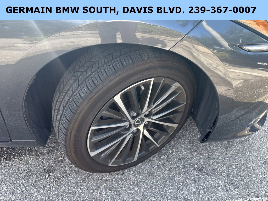 Used 2022 Lexus ES 350 w/ Premium Package image 18
