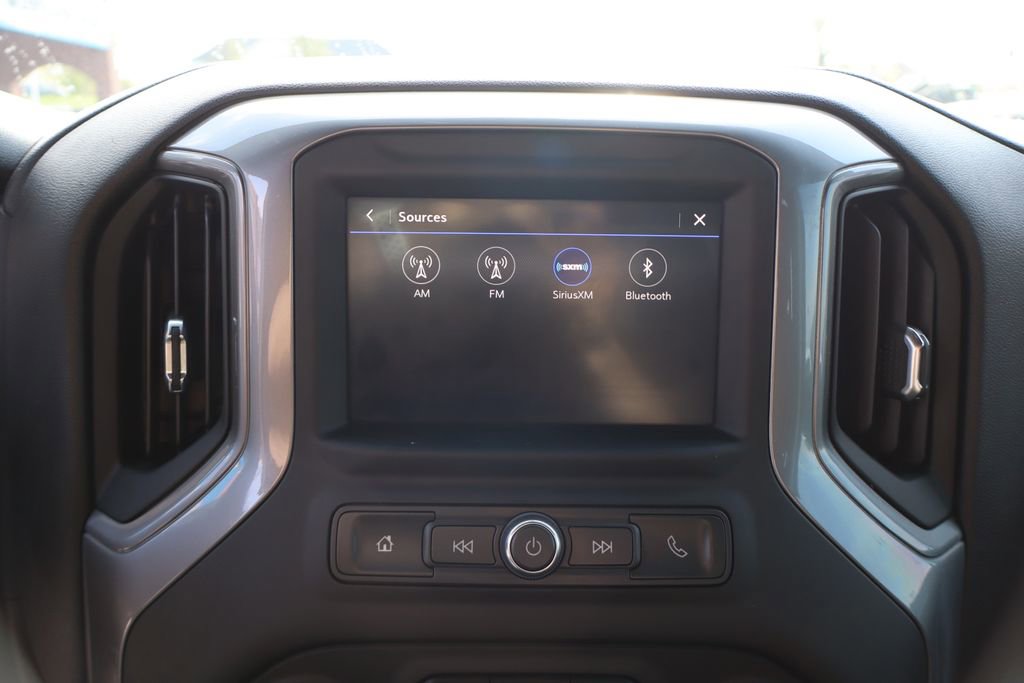 Used 2022 Chevrolet Silverado 2500 Custom w/ Custom Value Package image 19