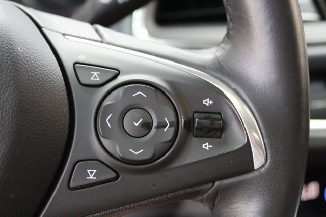 Used 2021 Buick Enclave Essence image 20