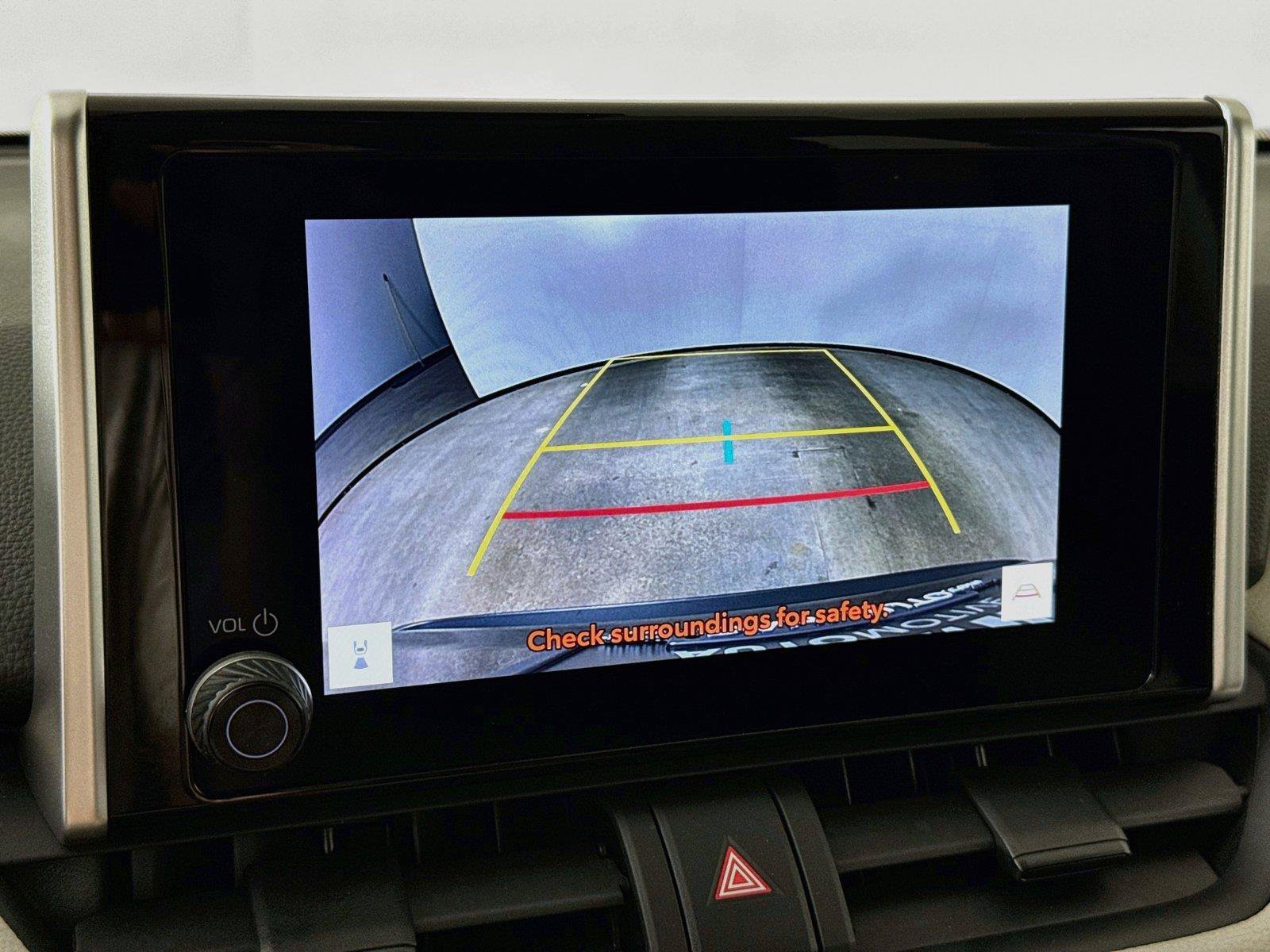 Used 2025 Toyota RAV4 XLE AWD/4WD image 6