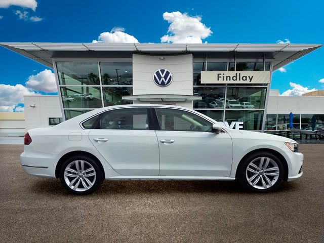 Used 2018 Volkswagen Passat 2.0T SE FWD image 7