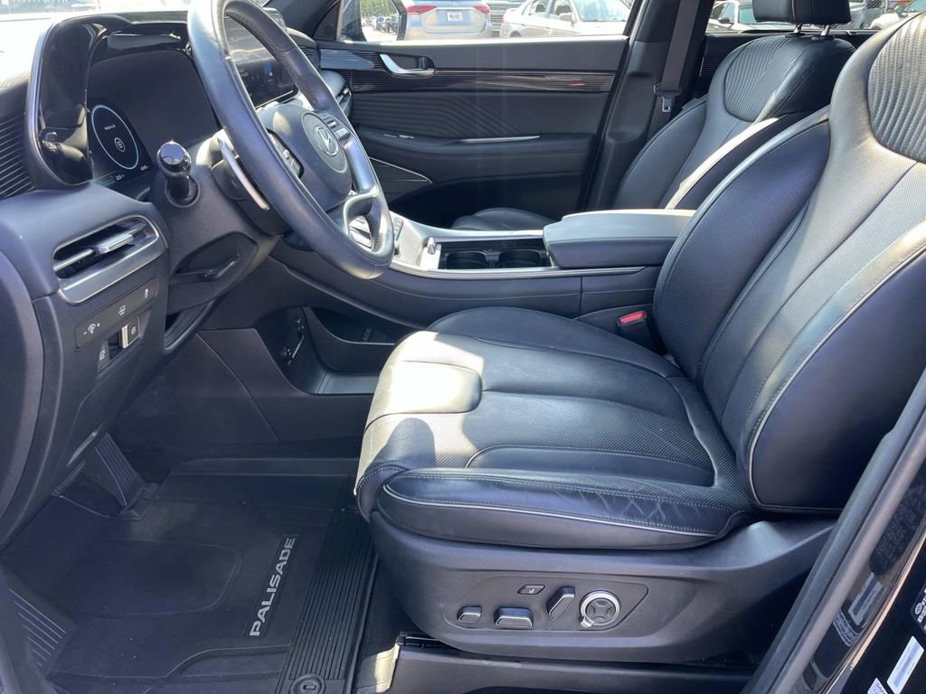 Used 2024 Hyundai Palisade Calligraphy image 18