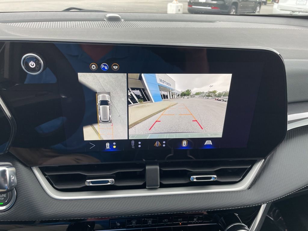 New 2026 Chevrolet Equinox LT w/ Safety and Technology Package image 32