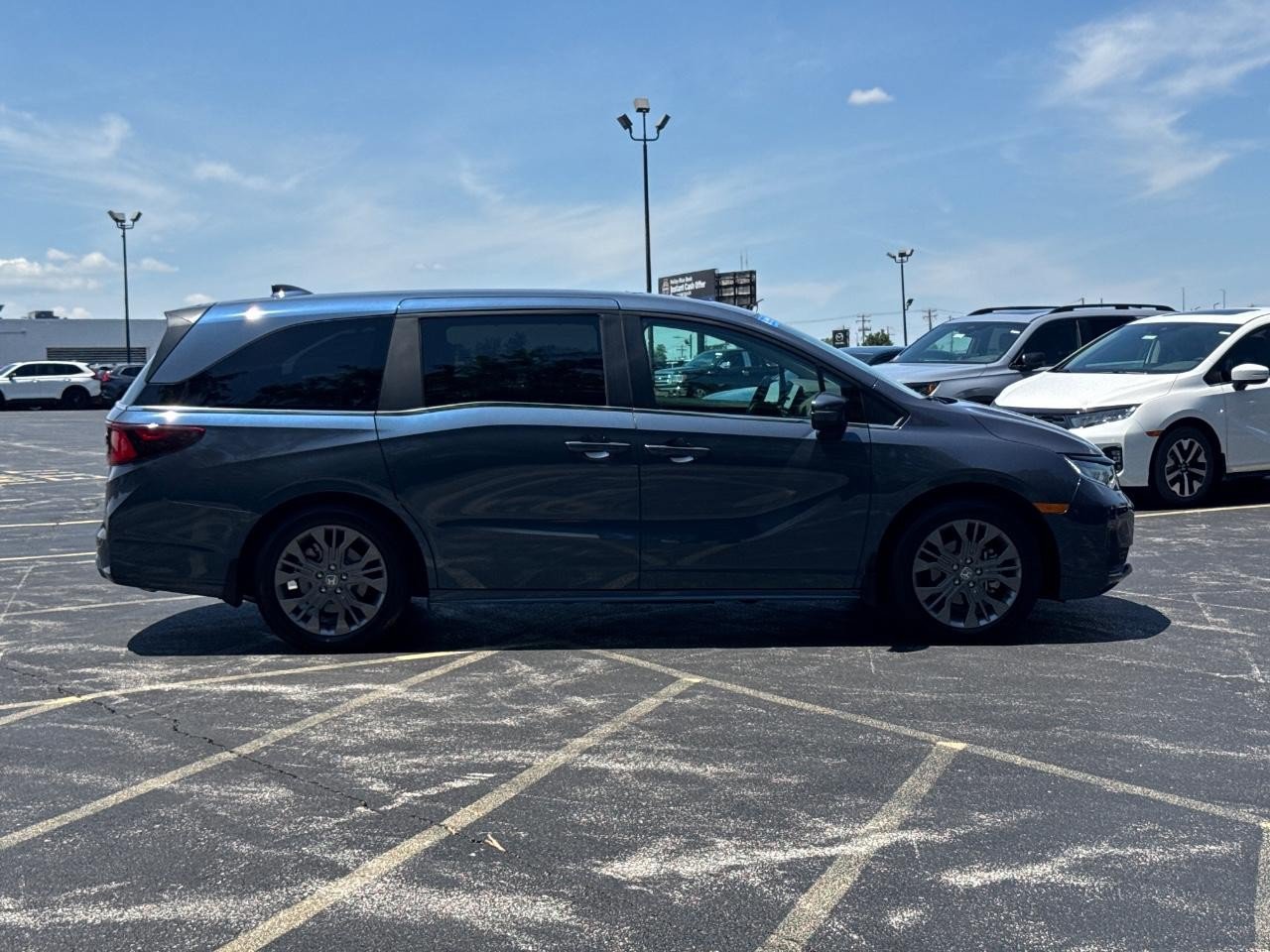 Certified 2026 Honda Odyssey Touring image 3
