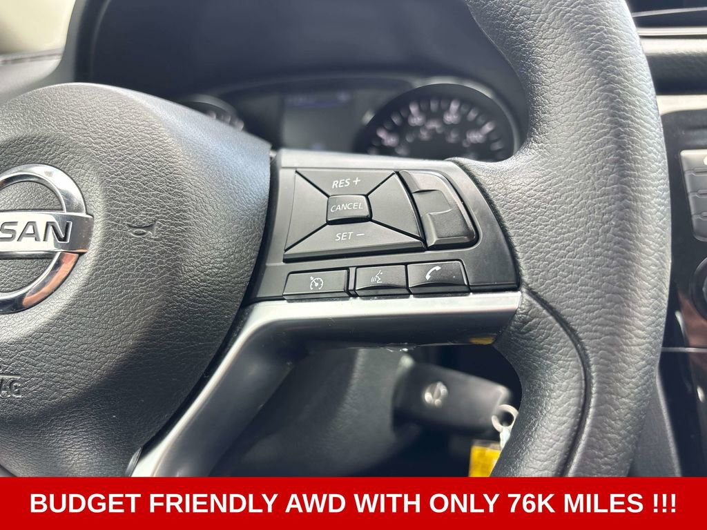 Used 2018 Nissan Rogue S AWD/4WD image 19