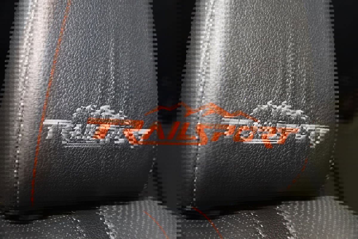 Used 2022 Honda Pilot TrailSport image 14