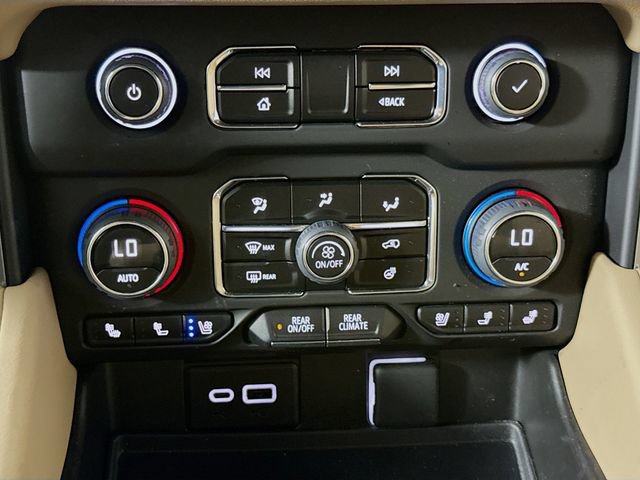 Used 2023 Chevrolet Tahoe Premier w/ Advanced Technology Package AWD/4WD image 16