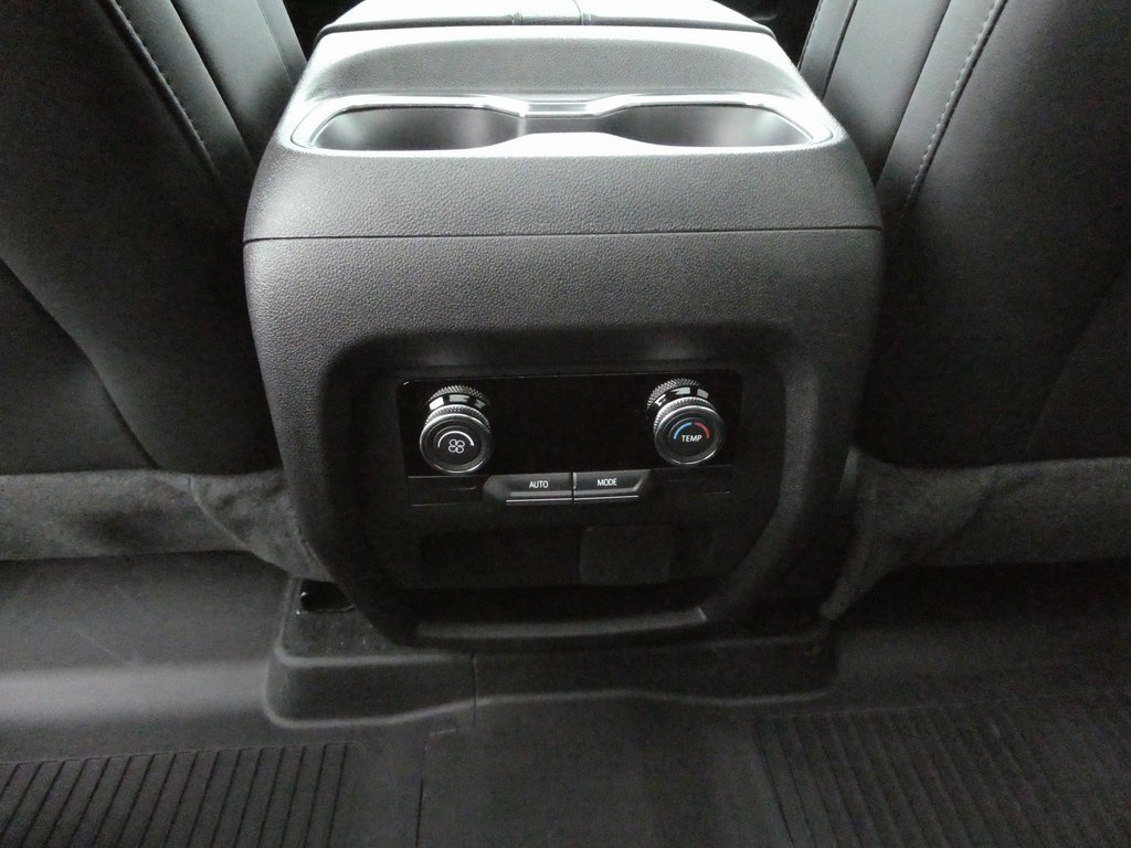 New 2026 Buick Enclave Sport Touring w/ Super Cruise Package image 39