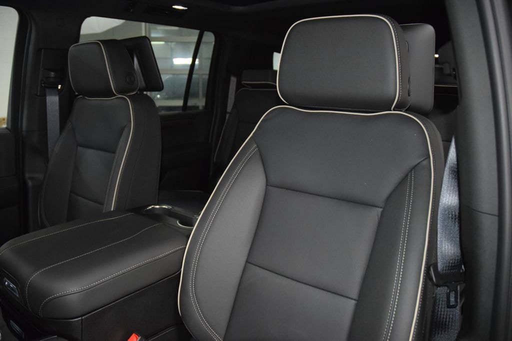 New 2026 Chevrolet Suburban Premier AWD/4WD image 42