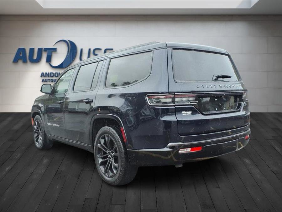 Used 2024 Jeep Grand Wagoneer Series III w/ Quick Order Packagew 28T image 15