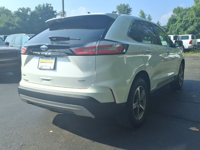 Used 2024 Ford Edge SEL w/ Convenience Package AWD/4WD image 5