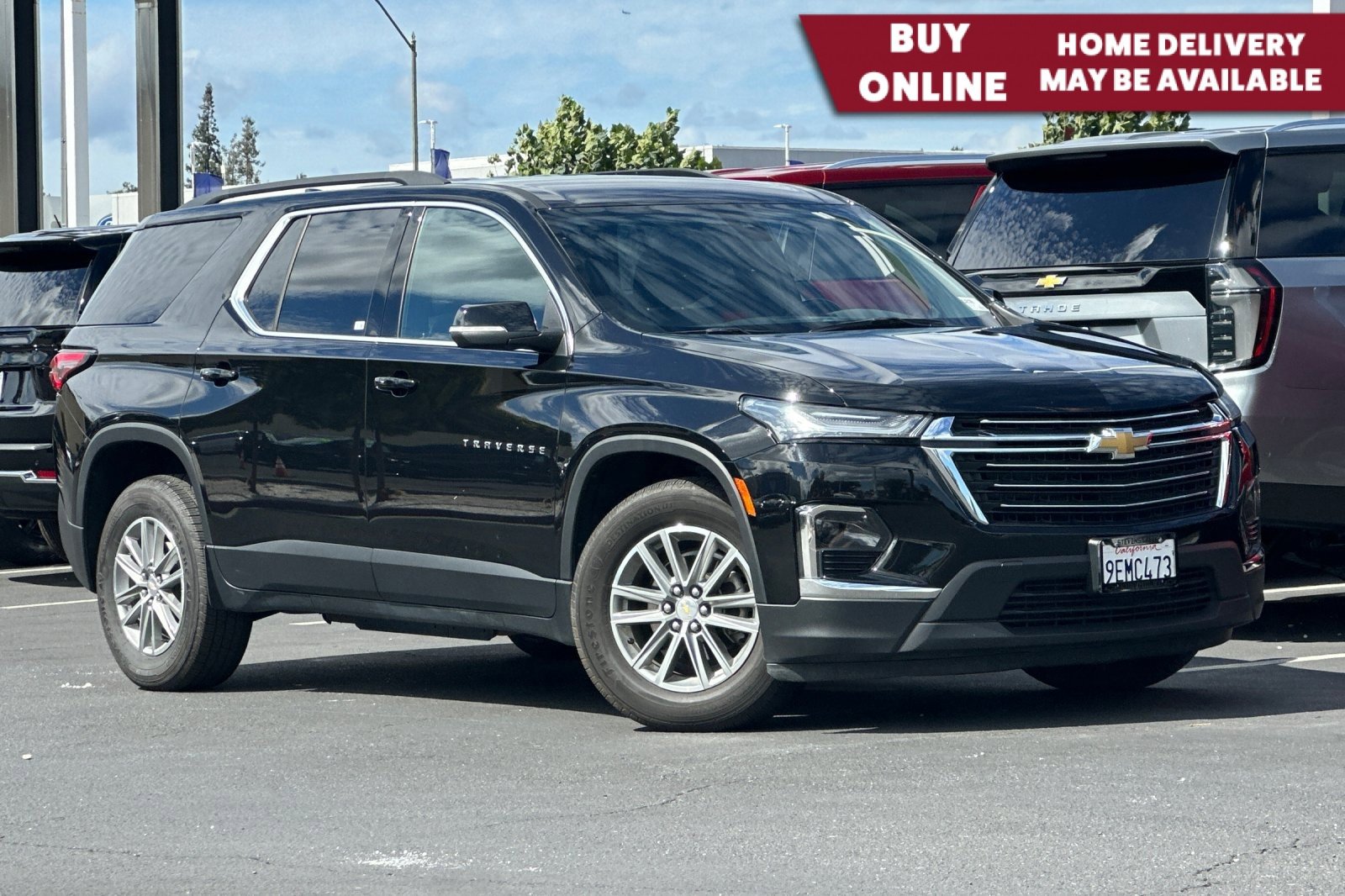 Used 2023 Chevrolet Traverse LT