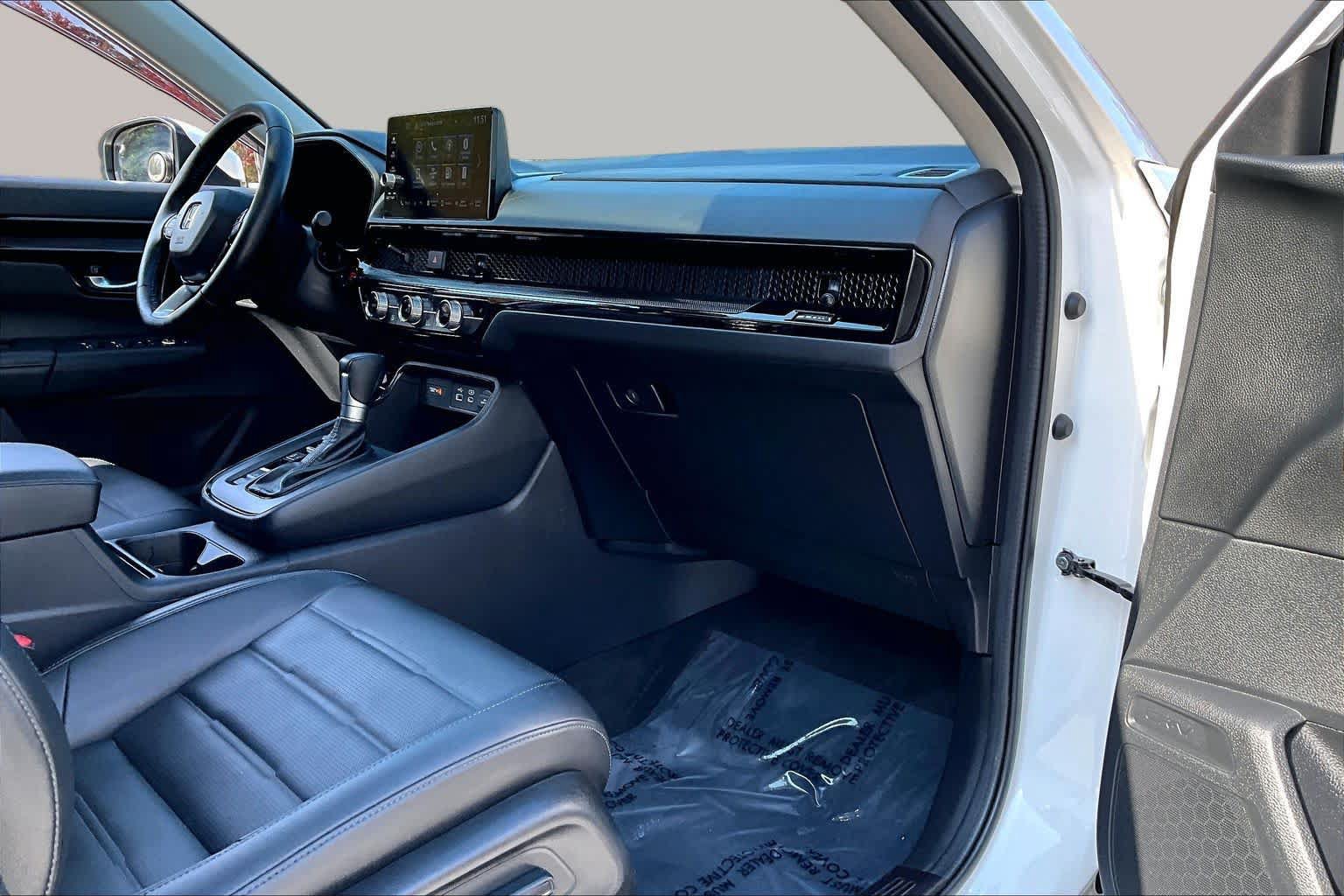Used 2025 Honda CR-V EX-L image 17