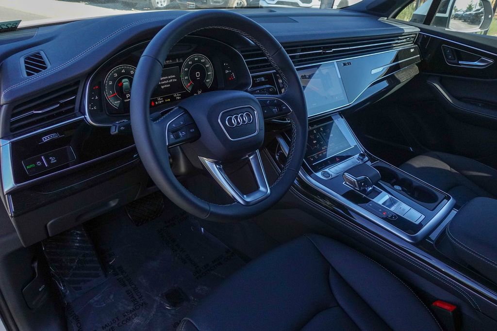 New 2025 Audi Q7 3.0T Premium Plus image 13