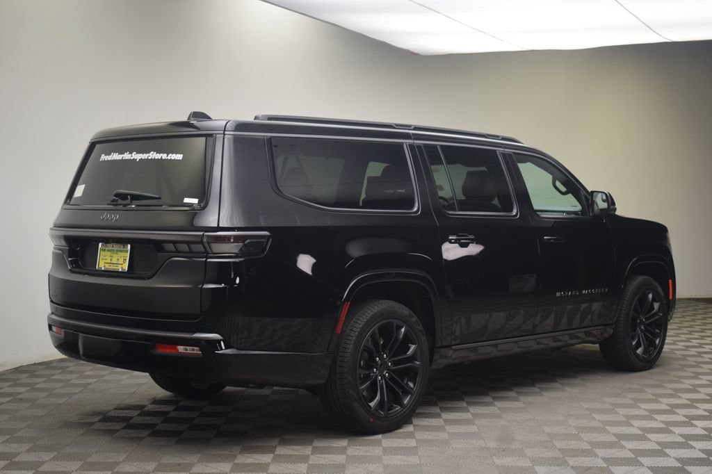 New 2026 Jeep Grand Wagoneer L Summit AWD/4WD image 6