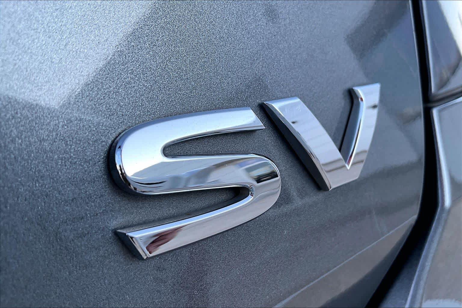 Used 2019 Nissan Rogue SV FWD image 9