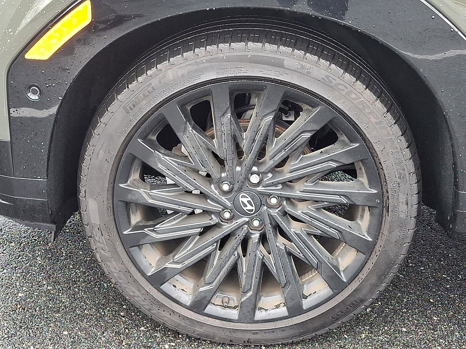 Used 2024 Hyundai Santa Fe Calligraphy image 9