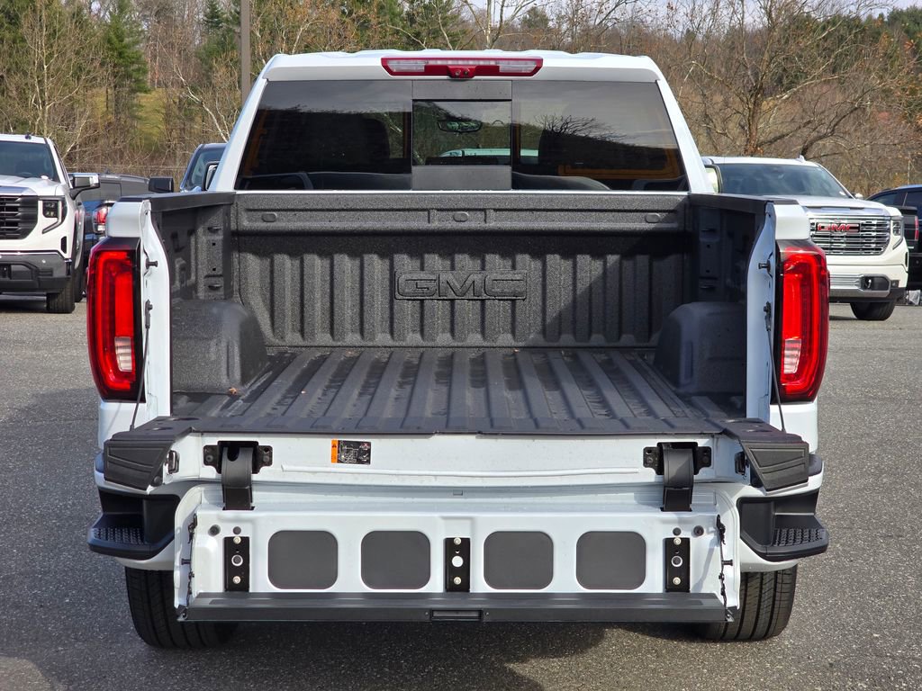 New 2026 GMC Sierra 1500 Denali w/ Denali Reserve Package image 16