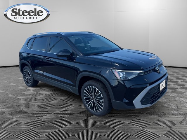New 2026 Volkswagen Taos SE FWD image 7