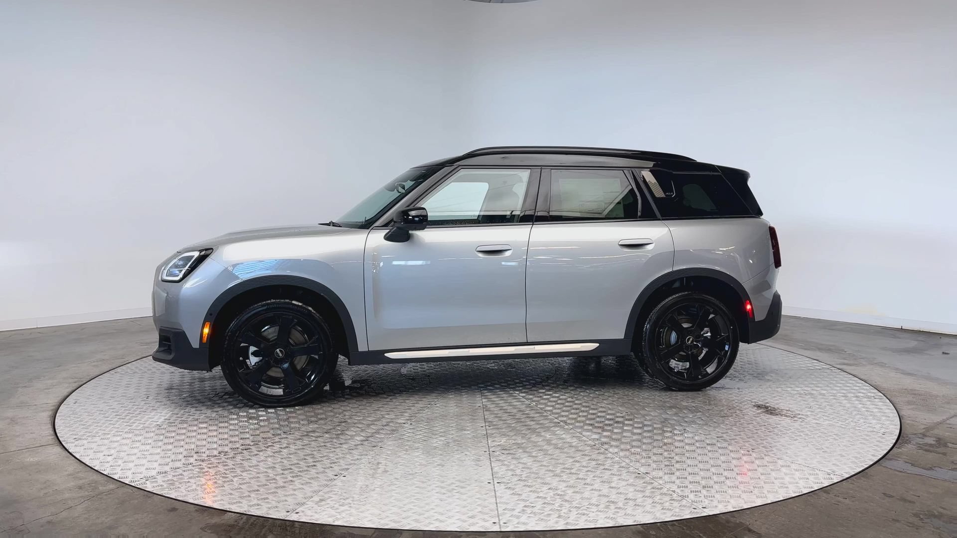 Certified 2026 MINI Cooper Countryman S AWD/4WD image 5
