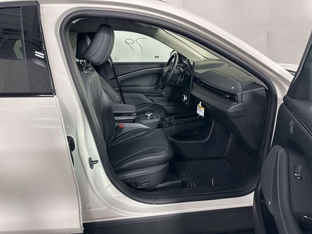 New 2024 Ford Mustang Mach-E Premium image 6