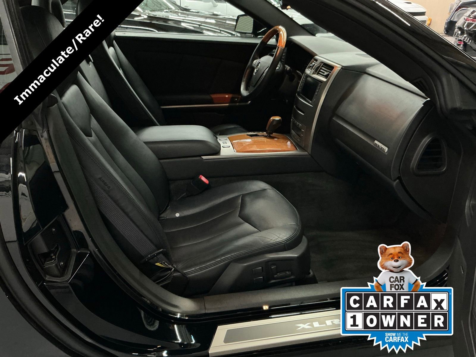 Used 2005 Cadillac XLR image 23