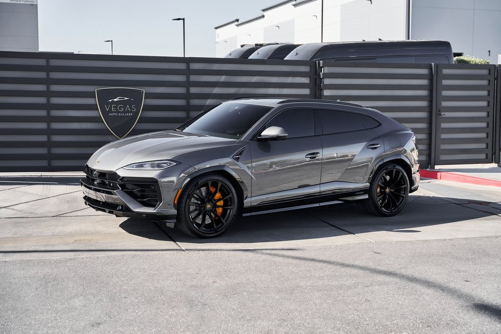 Used 2025 Lamborghini Urus SE image 5