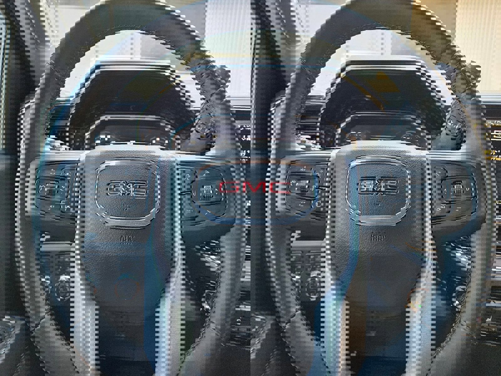 Used 2025 GMC Sierra 1500 SLT image 11